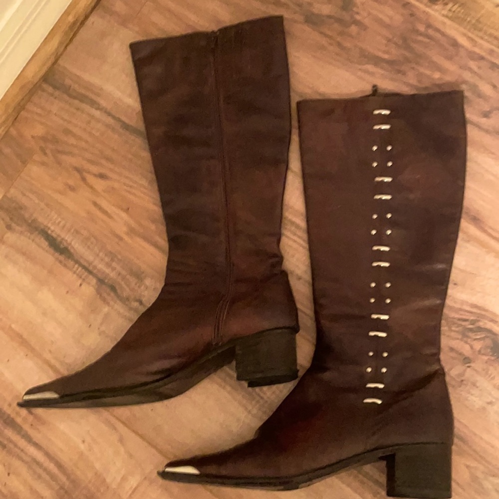 Made in Italy, size 40.”Vera Suntany”